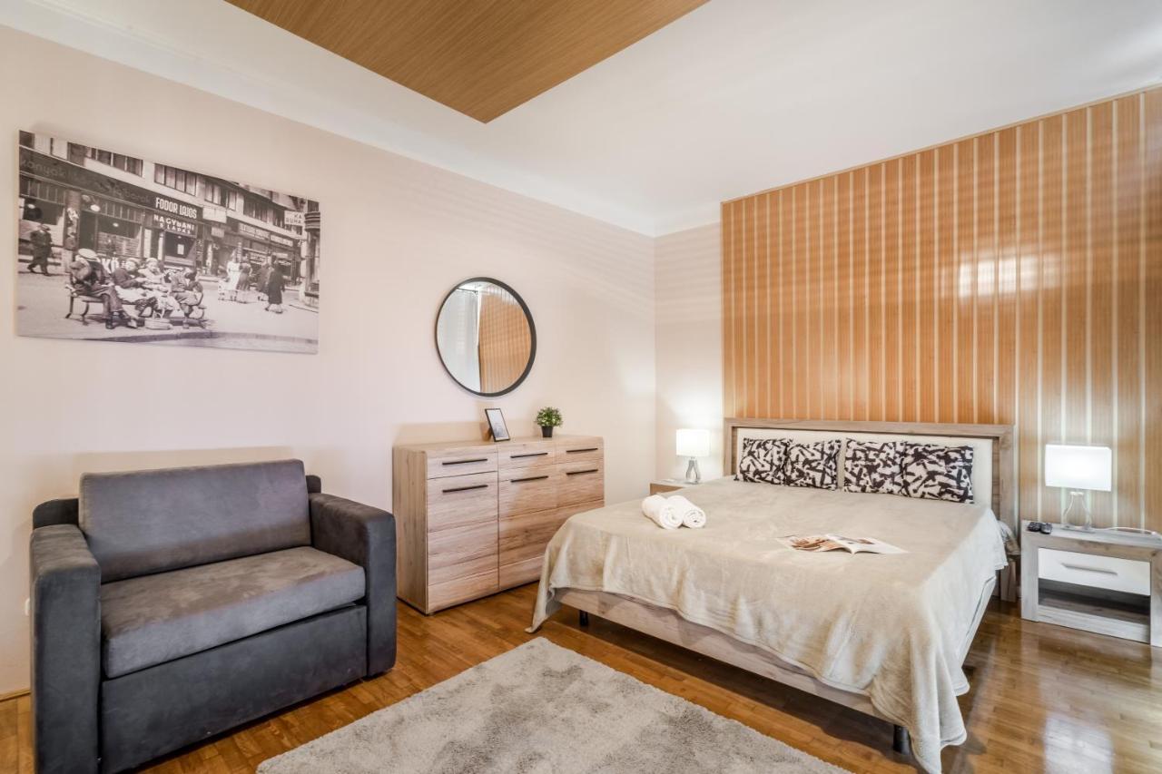 Bpr Timber Loft Home With Balcony Βουδαπέστη Εξωτερικό φωτογραφία