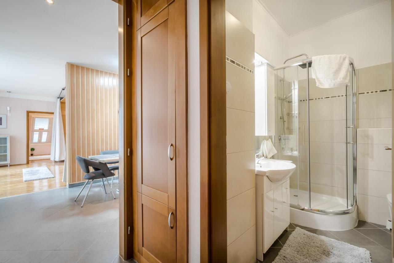 Bpr Timber Loft Home With Balcony Βουδαπέστη Εξωτερικό φωτογραφία